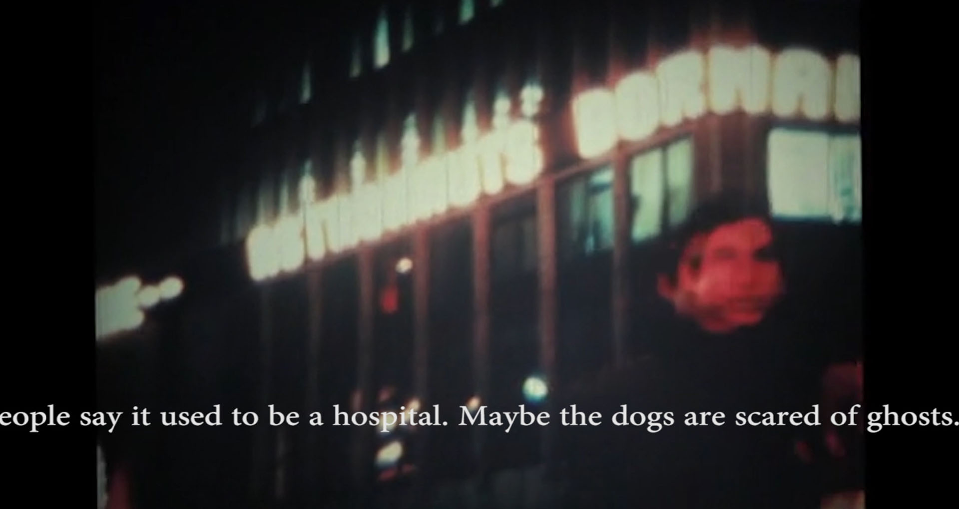@Nayla Dabaji, out of the corner of my eye, 2015 image found footage couleur