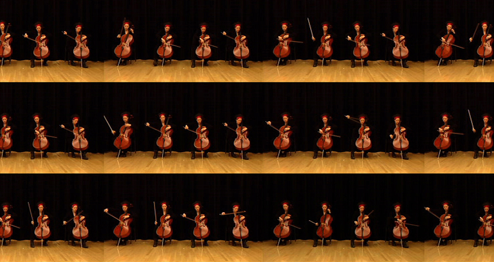 L’image répétée d’une femme jouant au violoncelle.